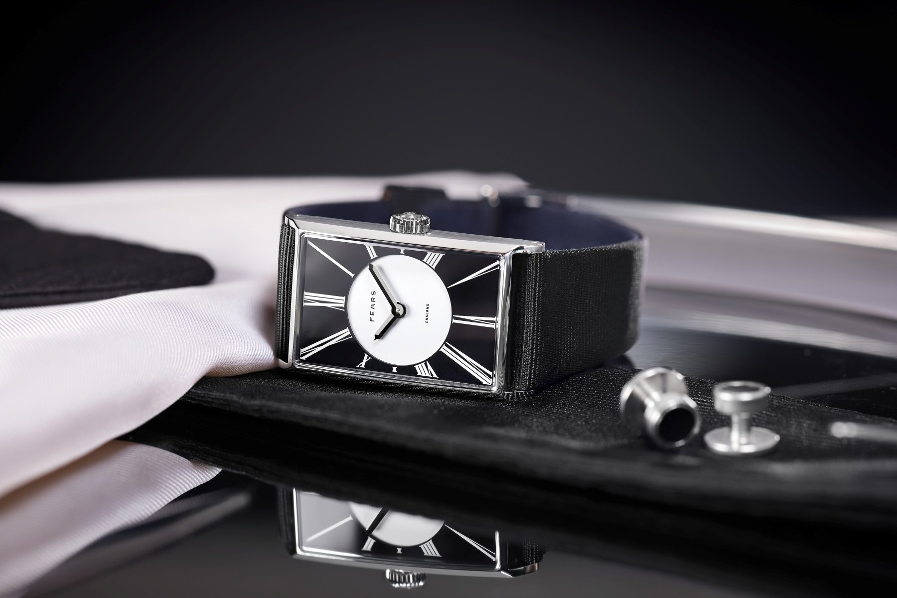 The Fears Arnos Opera Black Is Built for One Thing: Black Tie