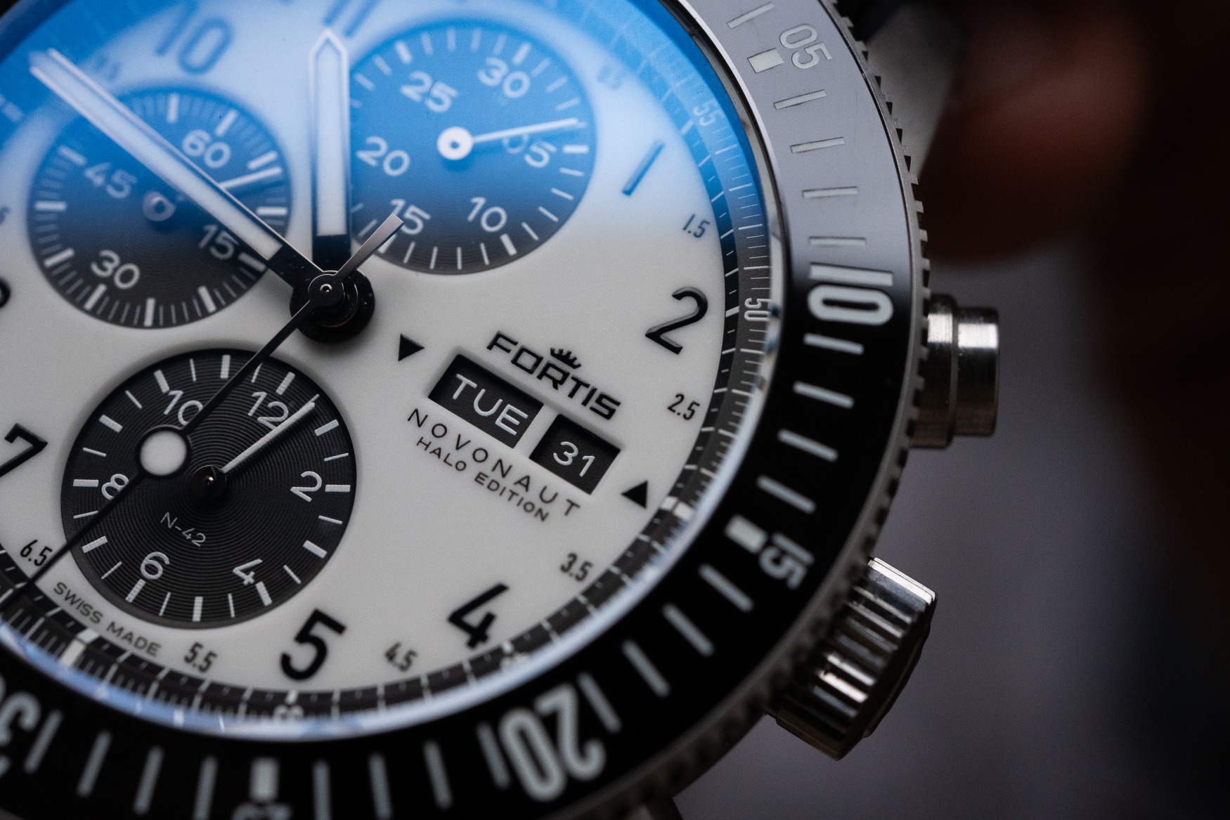 Fortis Novonaut N-42 Halo - photo