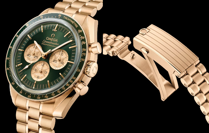 Omega Speedmaster Moonwatch Professional Ref. 310.60.42.50.10.002 in 18K Moonshine gold with a sun-brushed green step dial, new Moonshine gold azurage-patterned subdials and a green ceramic bezel with Ceragold tachymeter