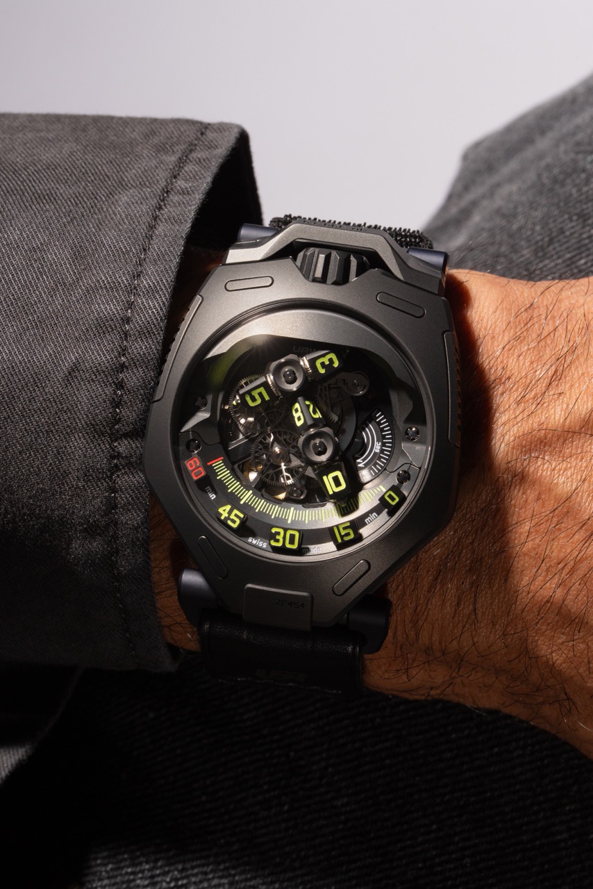Urwerk UR-300 Time Quantum - photo