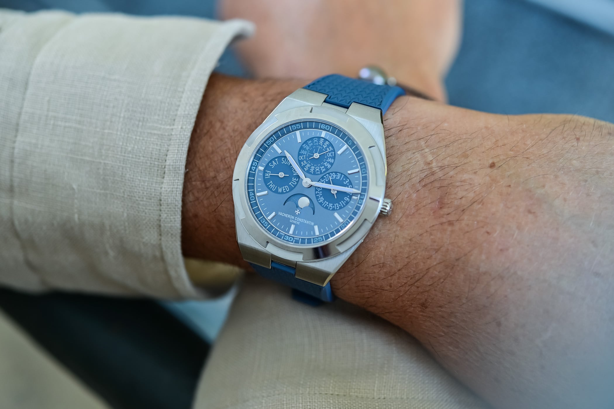 Vacheron Constantin Marks 30 Years of the Overseas with a Limited Perpetual Calendar Ultra-Thin in White Gold