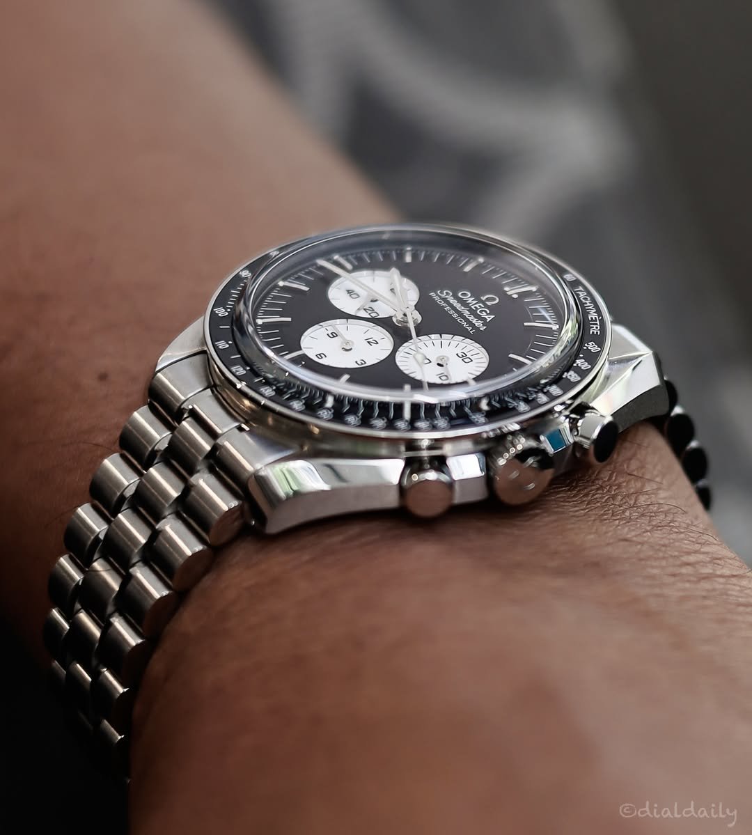 Wristshot by dialdaily